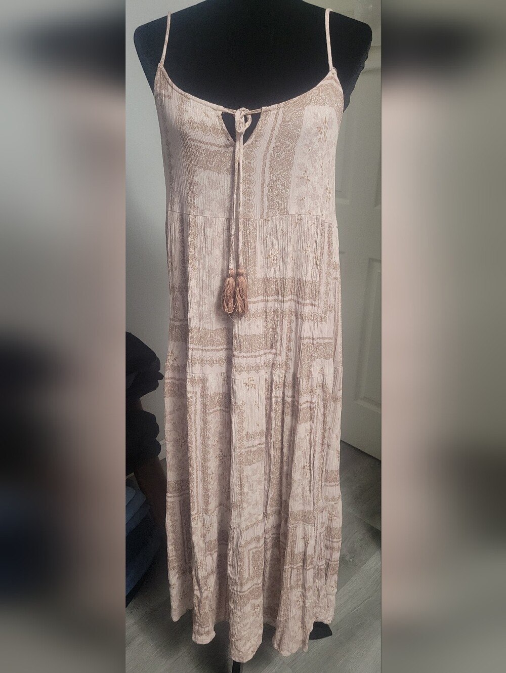Dress Forum Small* Paisley Designed Maxi Dress